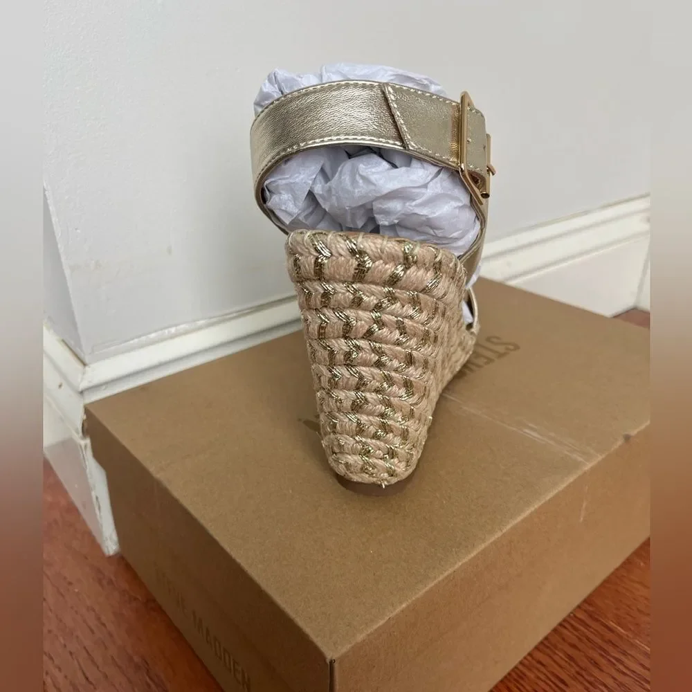 NWT STEVE MADDEN GOLD ESPADRILLE WEDGE SANDALS SUMMER VACATION SHOES‎
